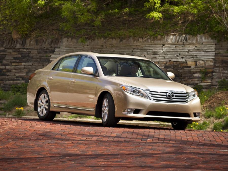  Toyota Avalon 2010 года  (фото 16 из 30)